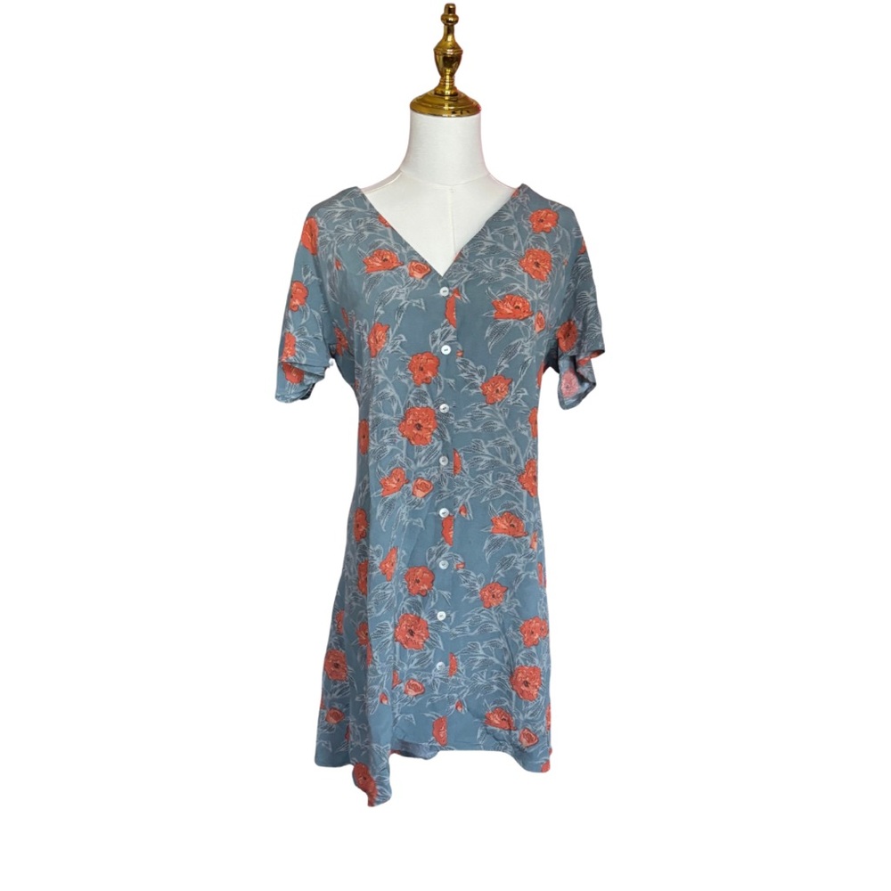 RVCA Grey Poppy Floral V-Neck Mother of Pearl Button Down Dress Corset Detail